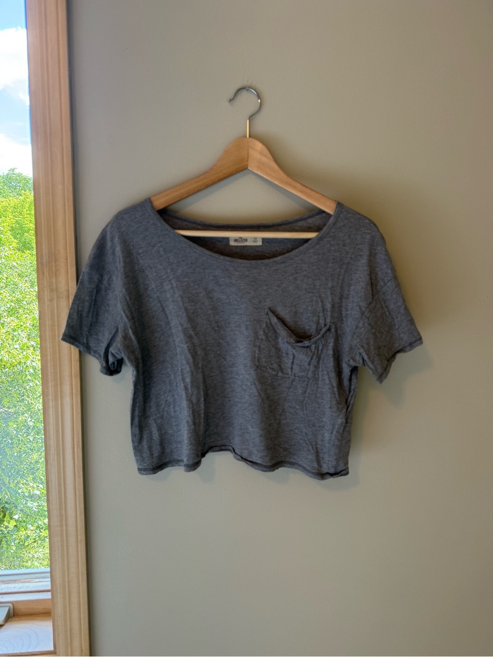 Hollister Heather Gray Cropped Pocket Tee